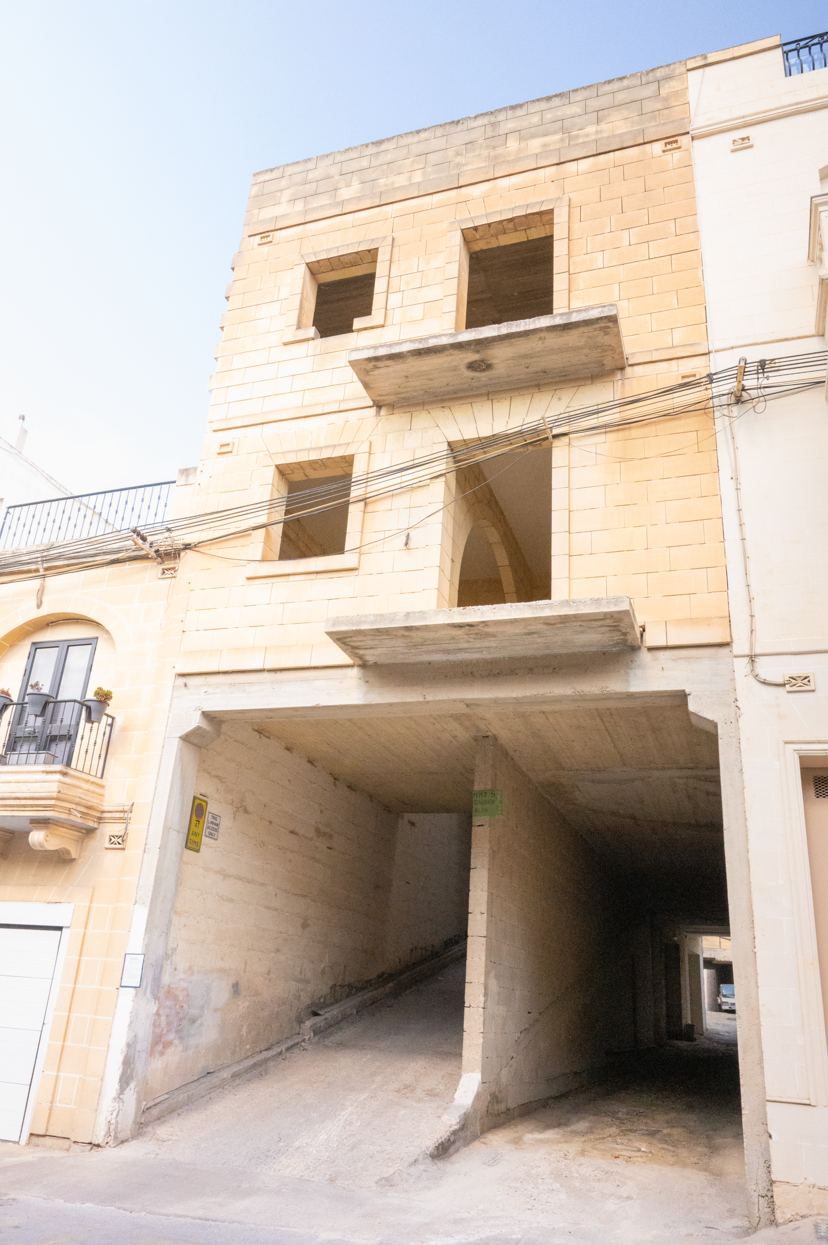 Warehouses & hall Qormi